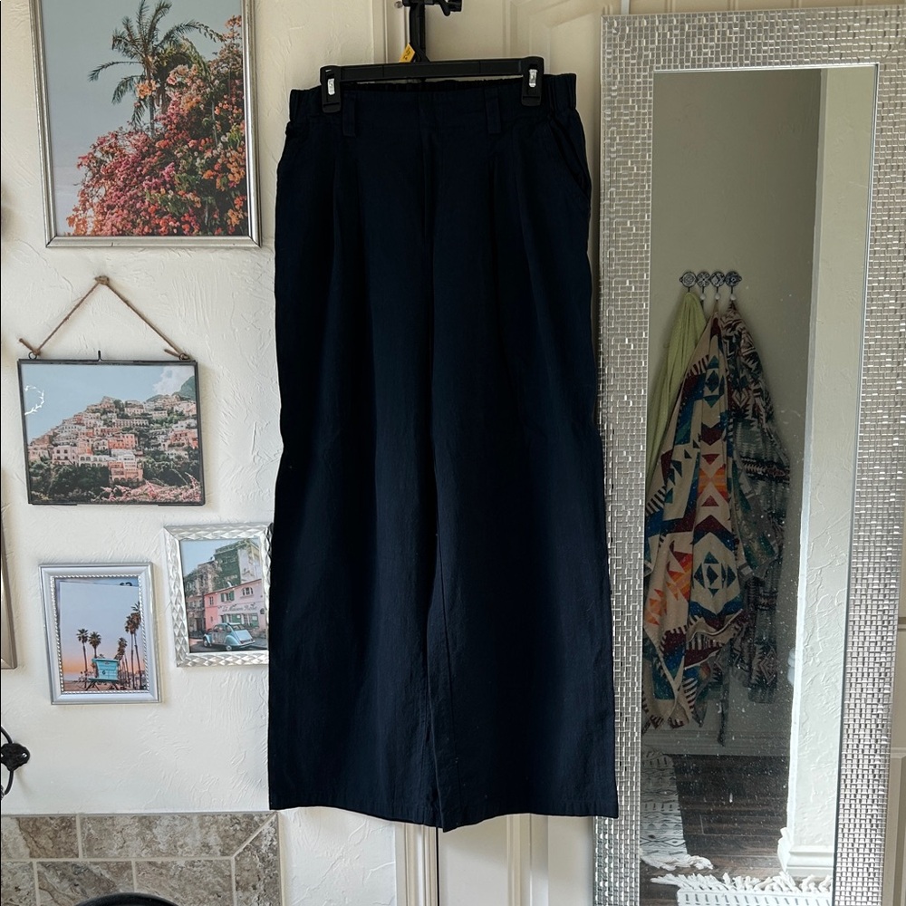 Halara black trousers